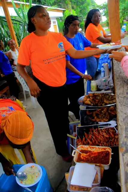 Buffet préparé par les participantes